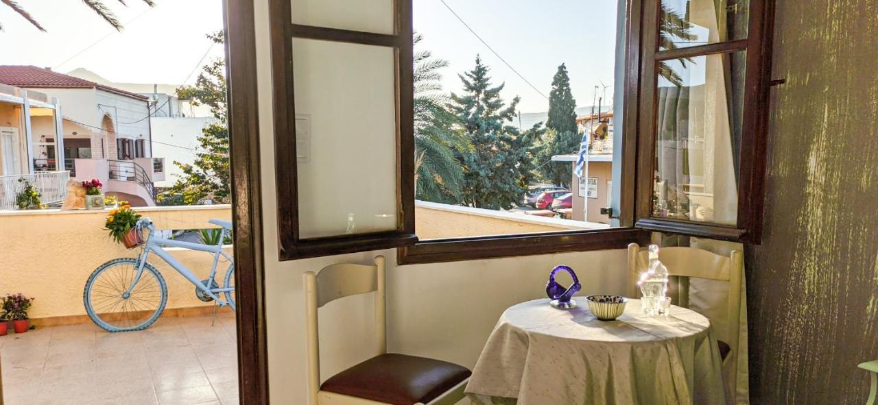 Knossos apartment - restaurant Palekastro Exterior foto