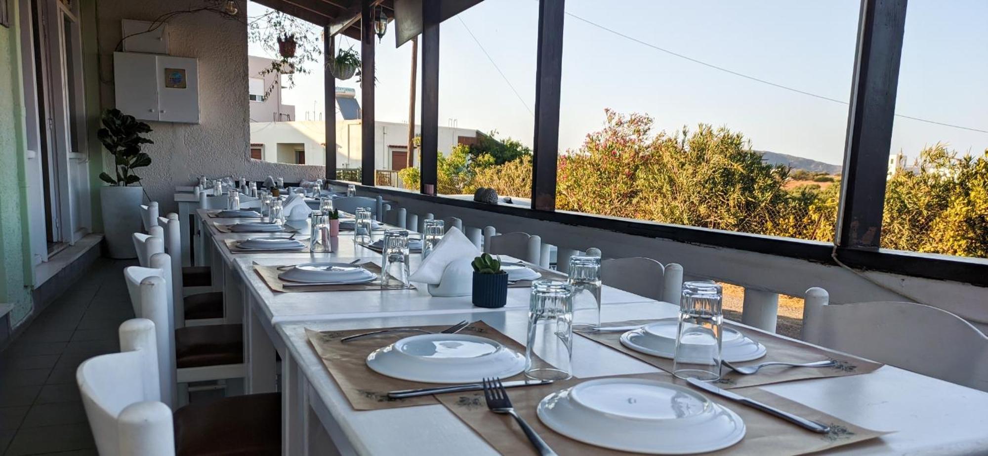 Knossos apartment - restaurant Palekastro Exterior foto